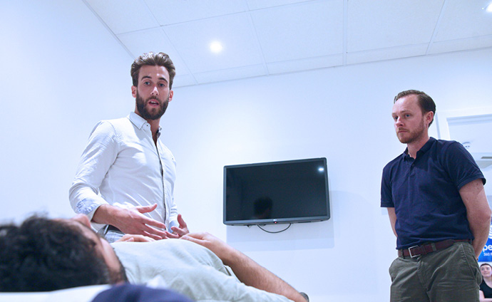patient meeting with physio therapist 